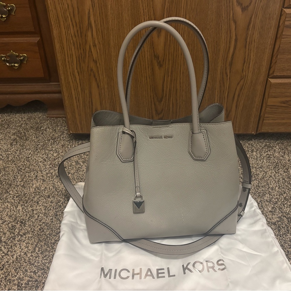 Michael Kors Gray Leather Purse